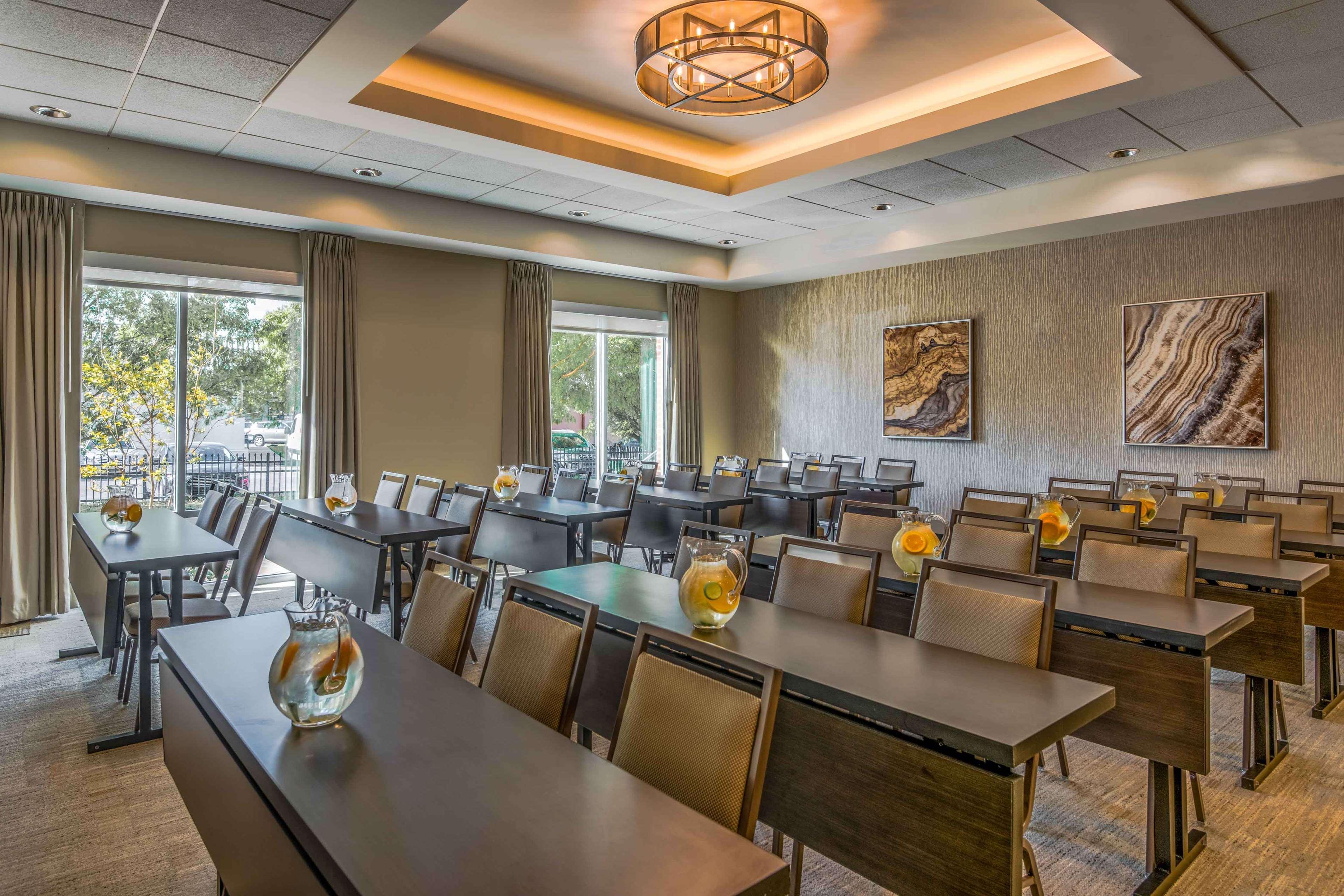 Hampton Inn & Suites Tallahassee Capitol-University Exterior photo